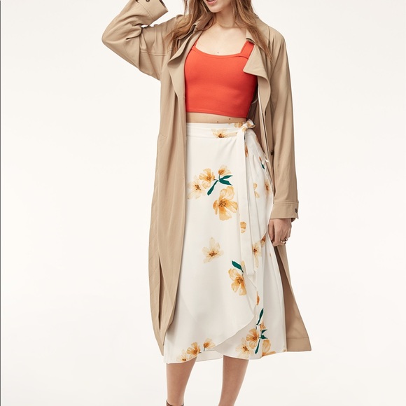 Aritzia summer white floral wrap skirt - Picture 8 of 10
